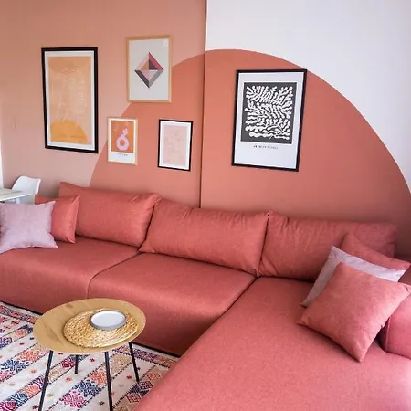 Lulu - Sunset Apartman Golem